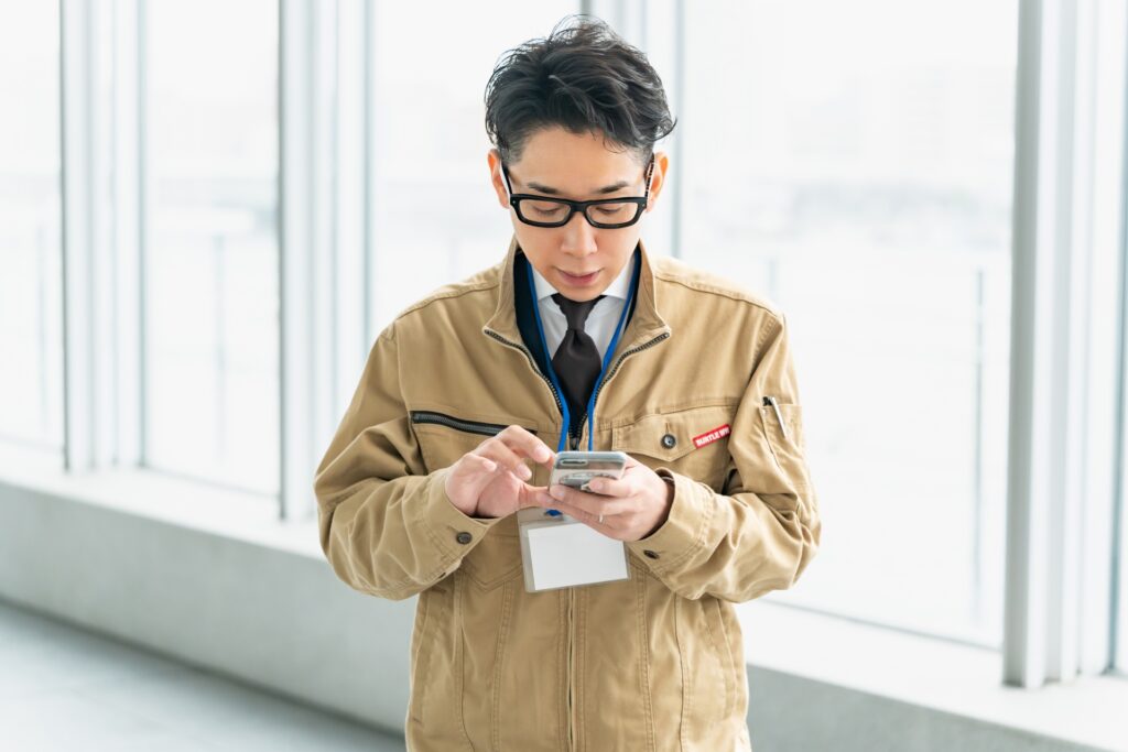 上司の代わりにメールを送る例文！失礼なく代理で連絡する完全マニュアル | ていねい暮らしのメモ帳